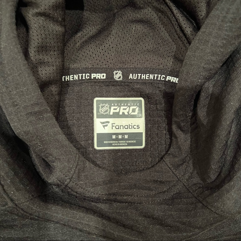 Nhl Pro Authentic Fanatics Devils Pullover - image 3